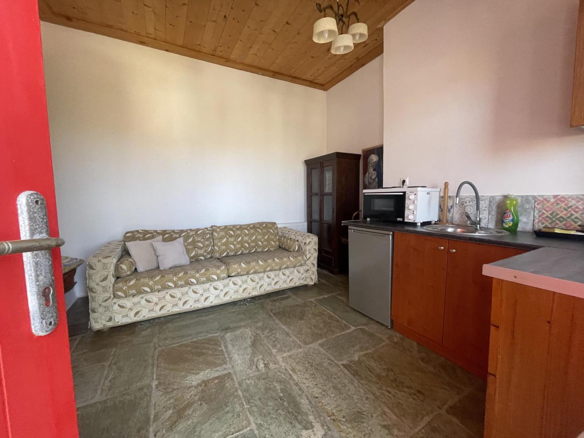 Arthome1 Pánormos Rom bilde