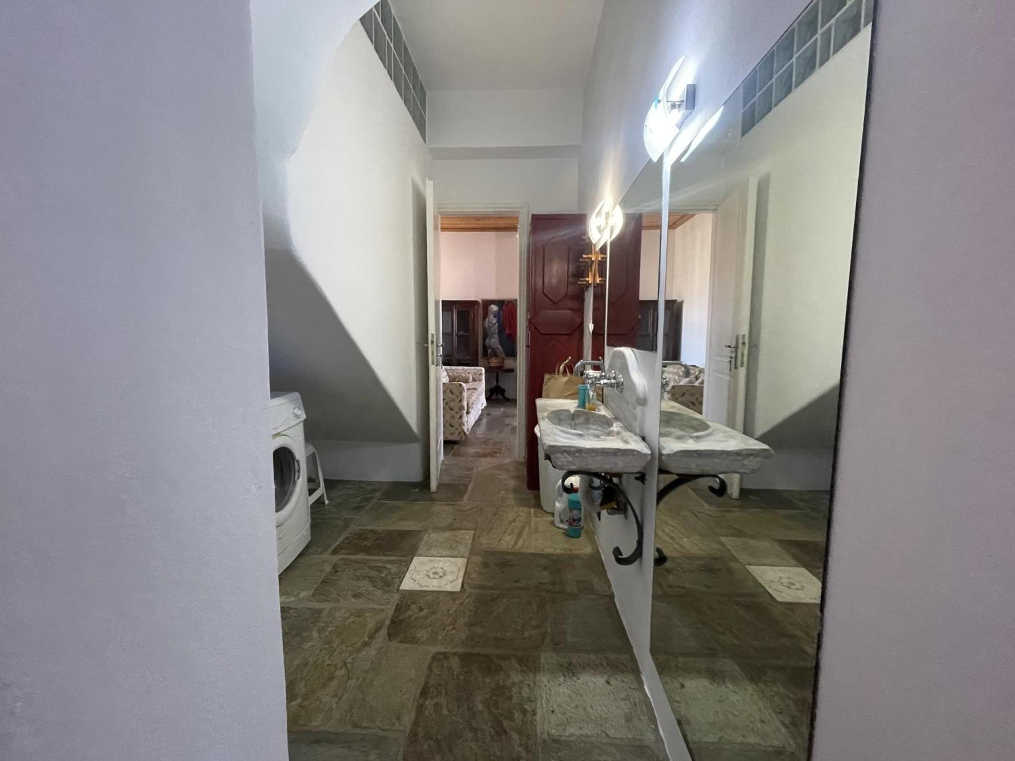 Arthome1 Pánormos Rom bilde