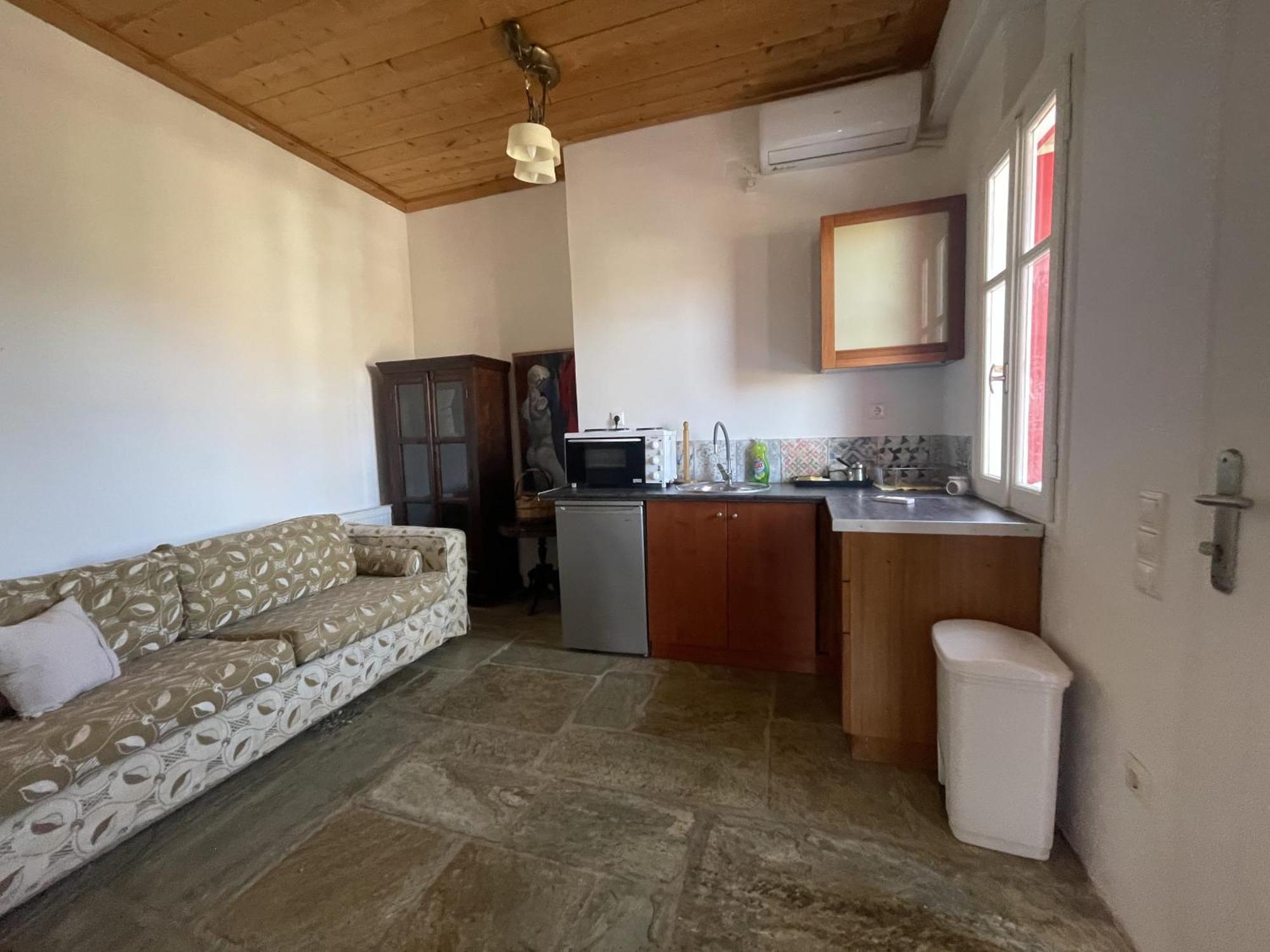 Arthome1 Pánormos Rom bilde